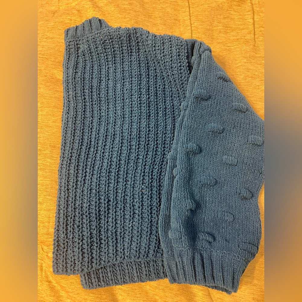Super Soft Girls Blue Sweater - Picture 5 of 8